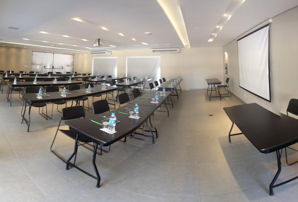 Gales Park Hotel Dourados Ngoại thất bức ảnh