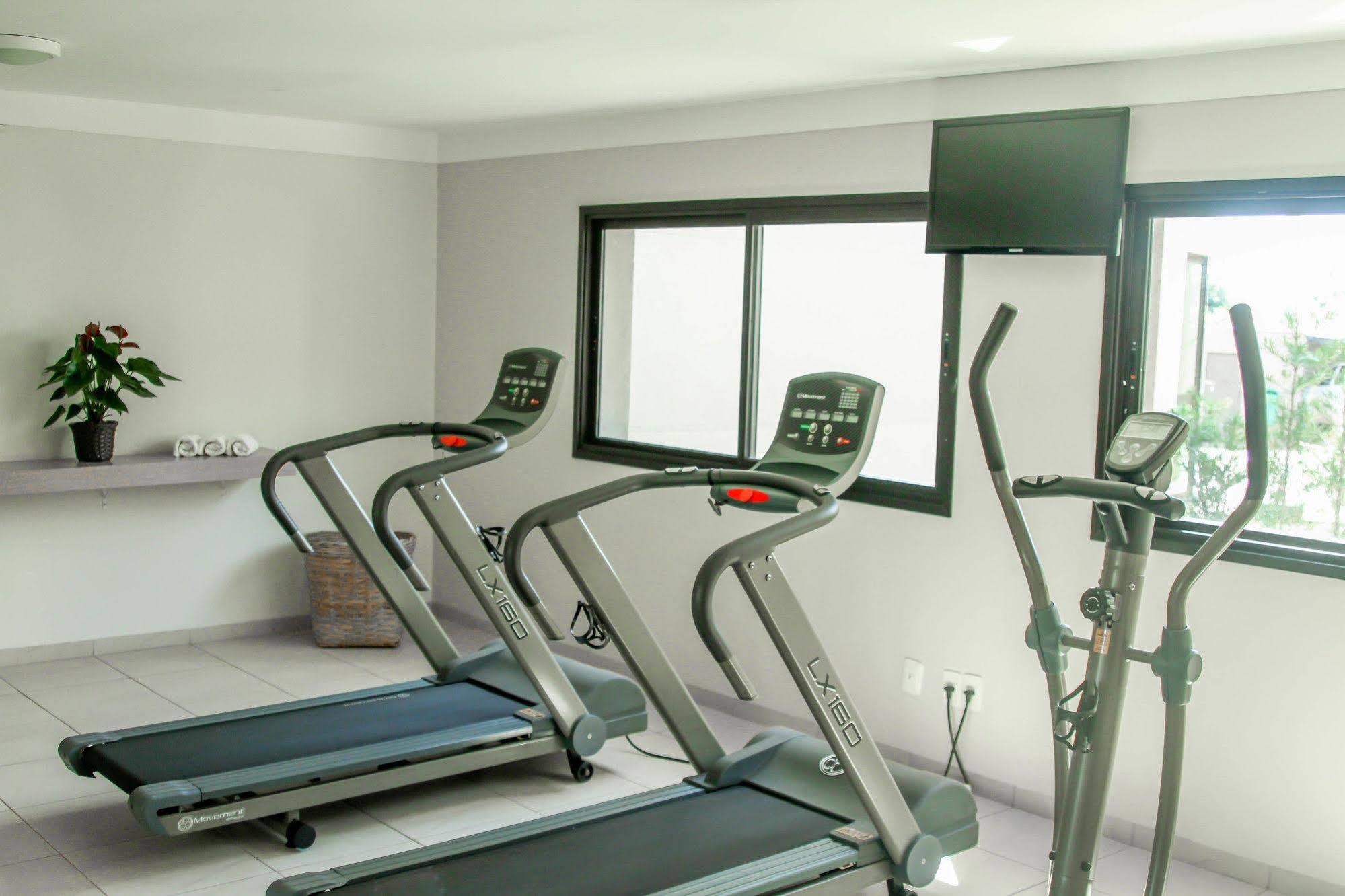 Gales Park Hotel Dourados Ngoại thất bức ảnh