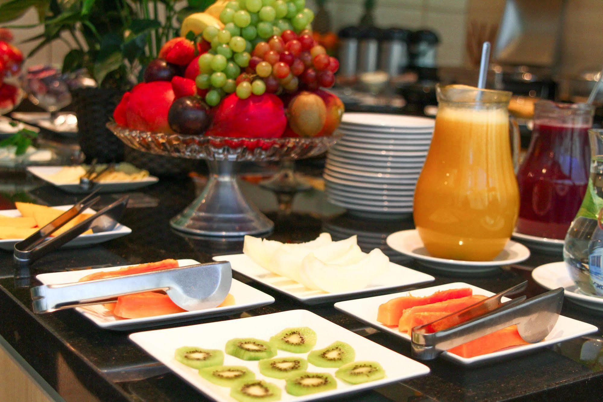 Gales Park Hotel Dourados Ngoại thất bức ảnh